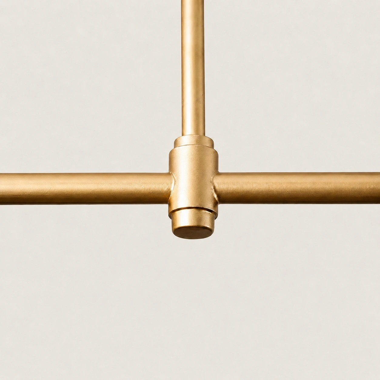 Dumora antique brass crossbar joint close view